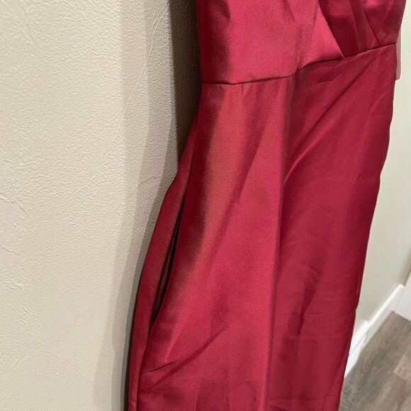 NWT Alfred Sung Draped Faux Wrap V-Neck Burgundy Cocktail Dress - Size: 8 - Picture 7 of 14